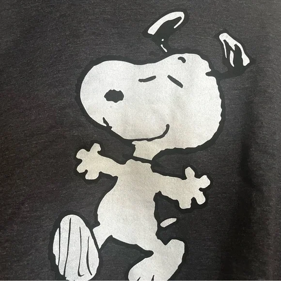 Snoopy Graphic Women's Sweater - Black - Picture 3 of 6